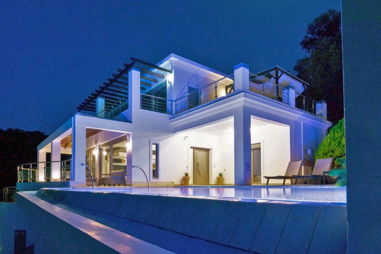 Ionian Pearl Luxury Spa Villa Mesongi Exterior photo